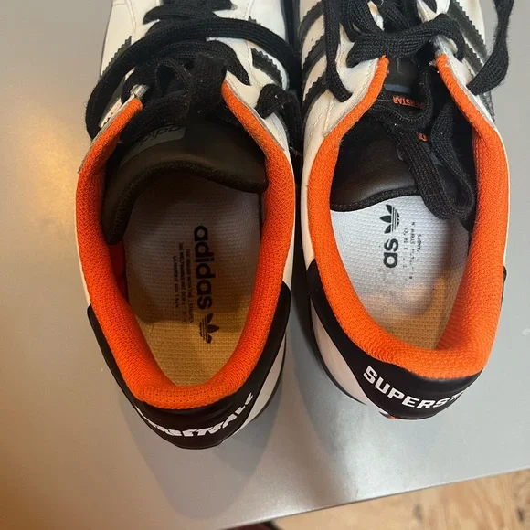 Adidas Kids White, Black, and Orange Sneakers - Picture 6 of 6